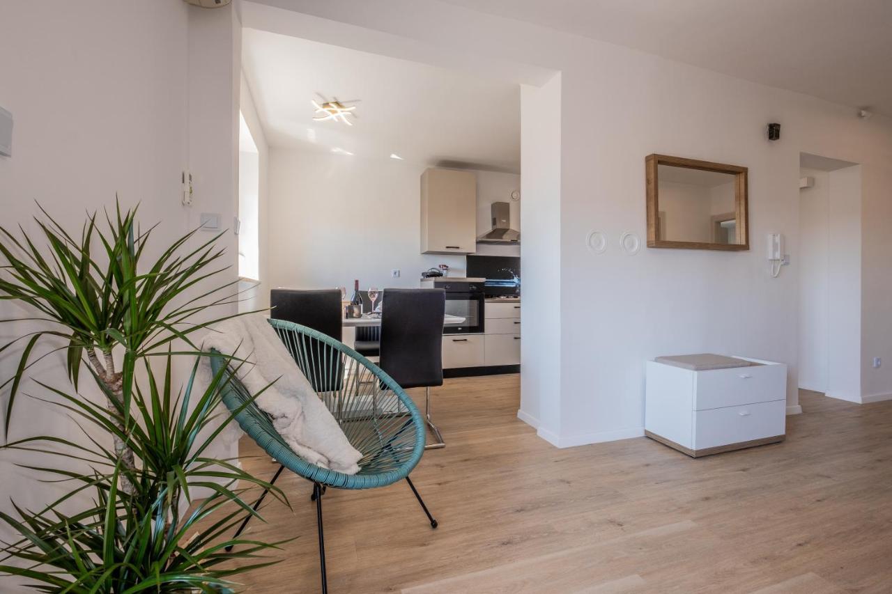 Apartment Second Pula